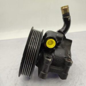 Pompe de direction FORD FOCUS 1 Essence