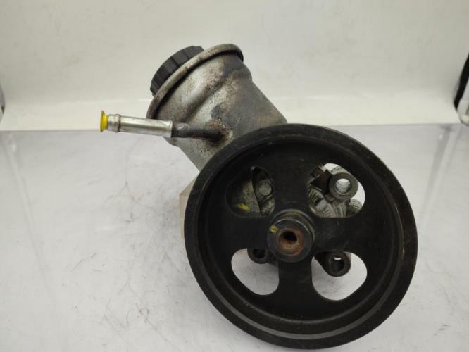 Pompe de direction TOYOTA COROLLA VERSO 2 PHASE 2 Diesel