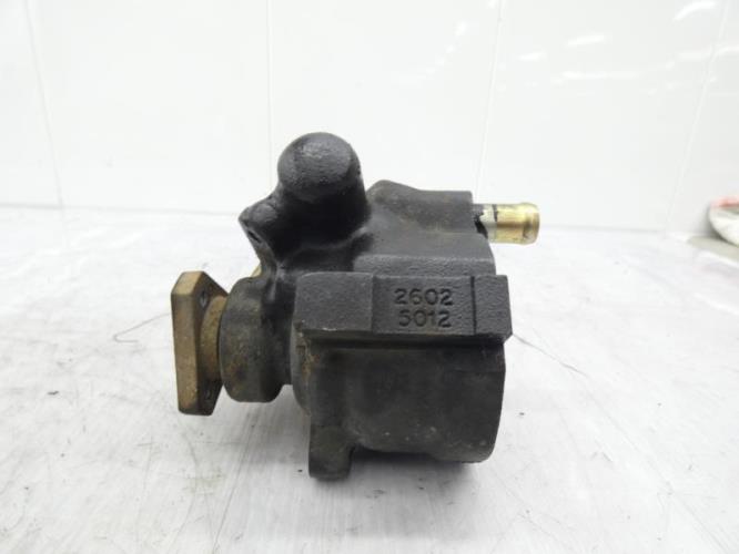 Pompe de direction RENAULT CLIO 2 PHASE 1 Essence