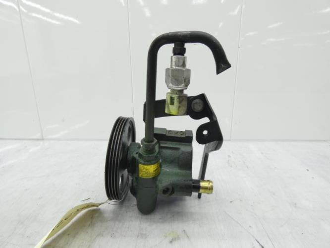 Pompe de direction RENAULT CLIO 2 PHASE 1 Essence
