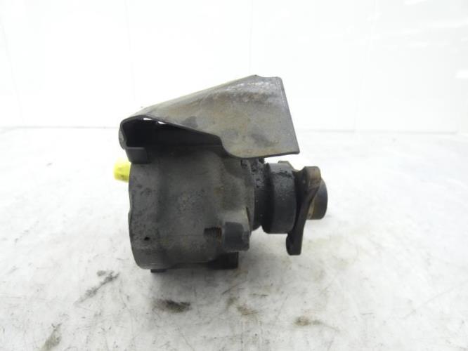Pompe de direction RENAULT CLIO 2 PHASE 1 Essence