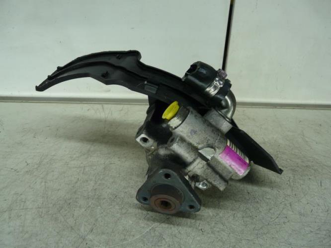 Pompe de direction ALFA ROMEO 147 PHASE 2 Essence