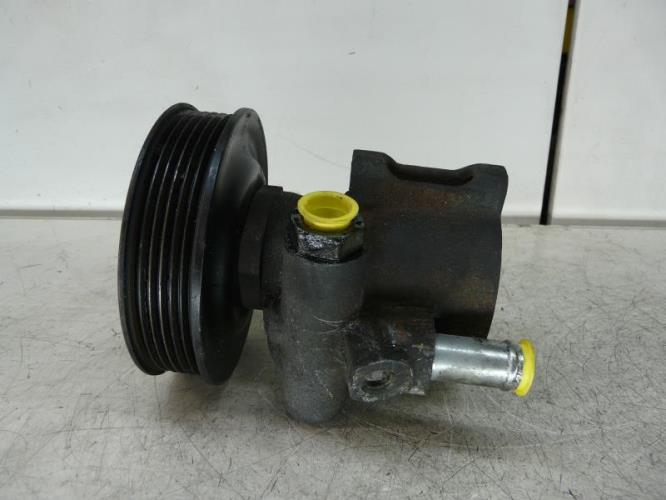 Pompe de direction VOLKSWAGEN POLO 3 PHASE 1 Essence