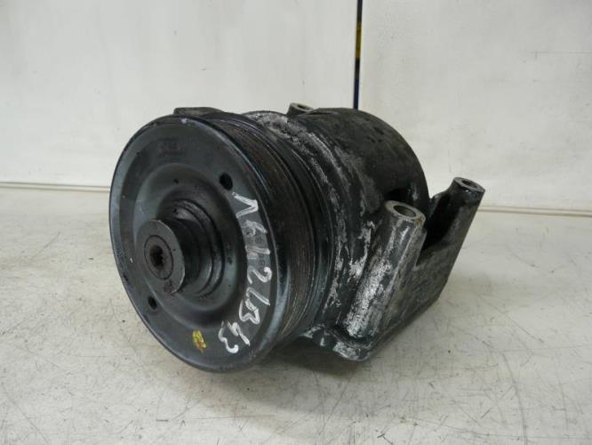 Pompe de direction RENAULT LAGUNA 1 PHASE 1 Diesel