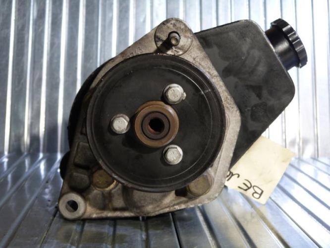 Pompe de direction RENAULT CLIO 1 PHASE 1 Essence