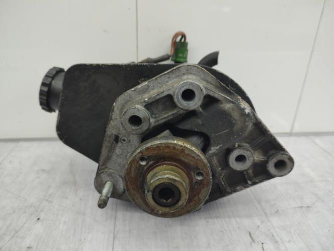 Pompe de direction RENAULT CLIO 1 PHASE 1 Essence
