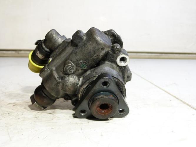 Pompe de direction AUDI A4 1 AVANT PHASE 1 BREAK Diesel