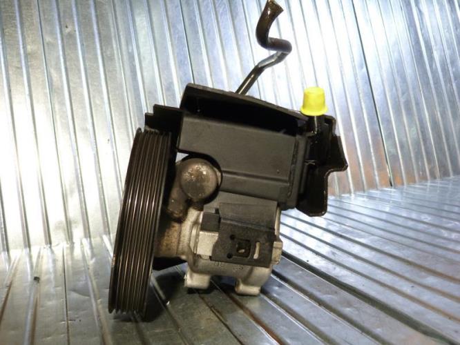 Pompe de direction PEUGEOT 206 PHASE 1 Essence