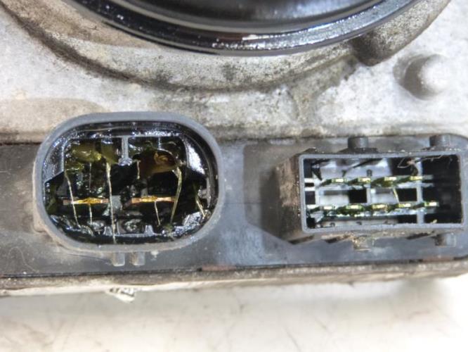 Pompe de direction CITROEN C4 1 PHASE 1 Essence