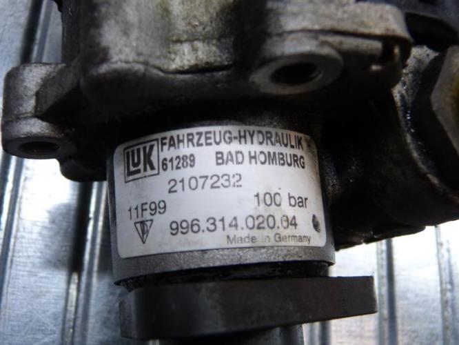 Pompe de direction PORSCHE BOXSTER 1 986 CABRIOLET Essence