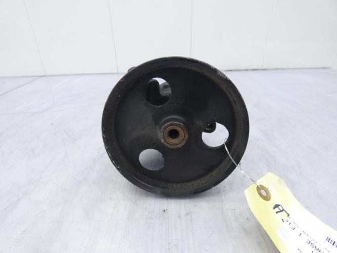 Pompe de direction RENAULT CLIO 2 PHASE 1 Essence