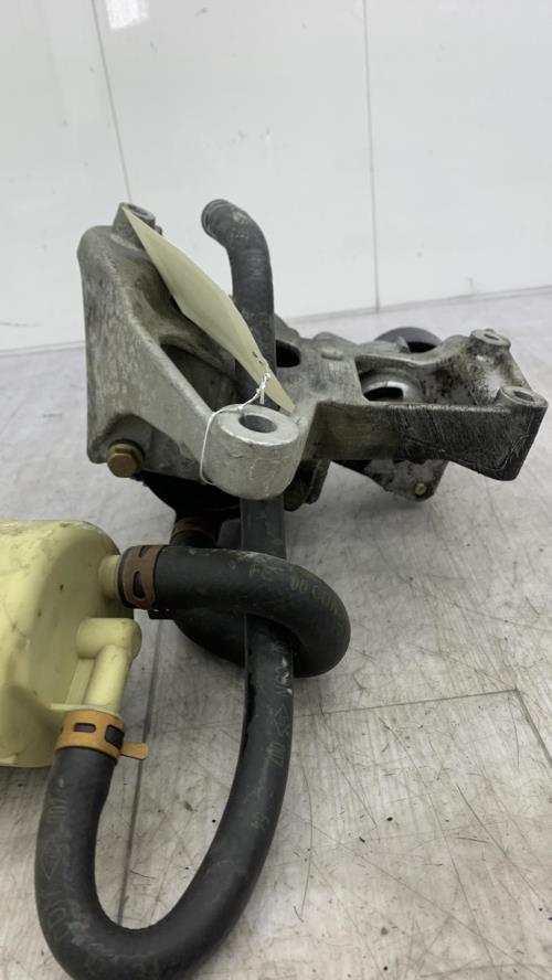 Pompe de direction RENAULT LAGUNA 1 PHASE 2 Essence