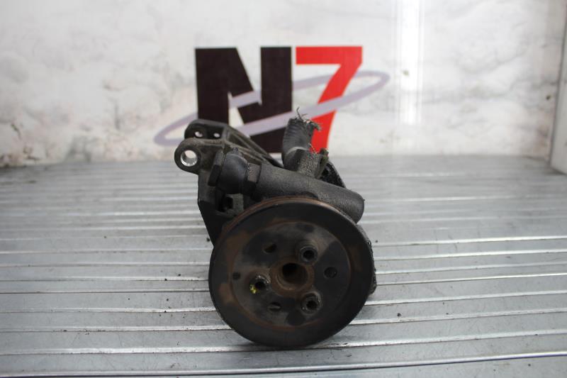 Pompe de direction VOLKSWAGEN GOLF 3 BREAK Diesel