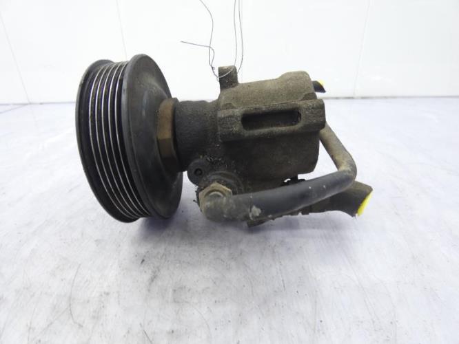 Pompe de direction VOLKSWAGEN POLO 3 PHASE 1 Essence