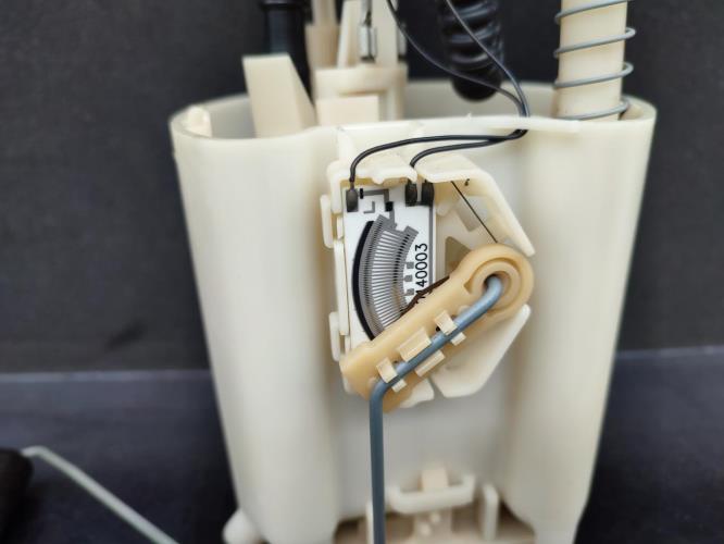 Pompe immergee PEUGEOT 206 PHASE 1 CABRIOLET Essence