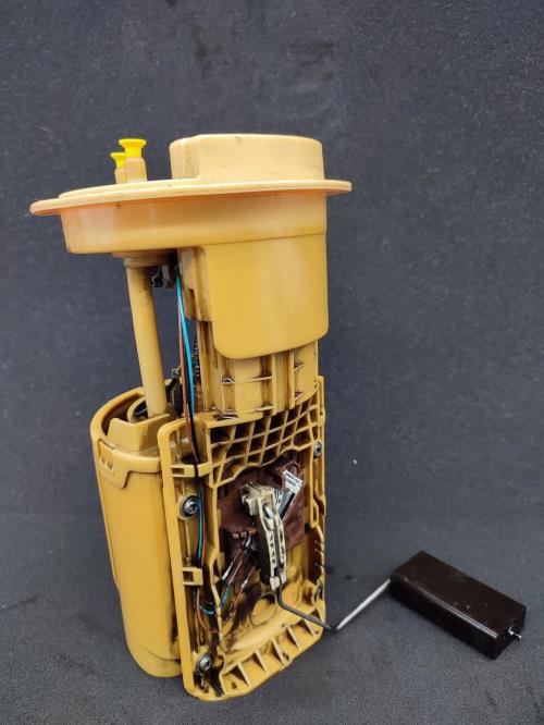 Pompe immergee VOLKSWAGEN GOLF 5 Diesel