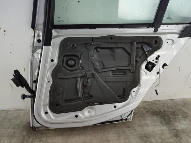 Porte arriere droit BMW