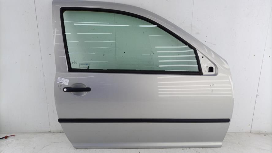 Porte avant droit VOLKSWAGEN GOLF 4 Essence