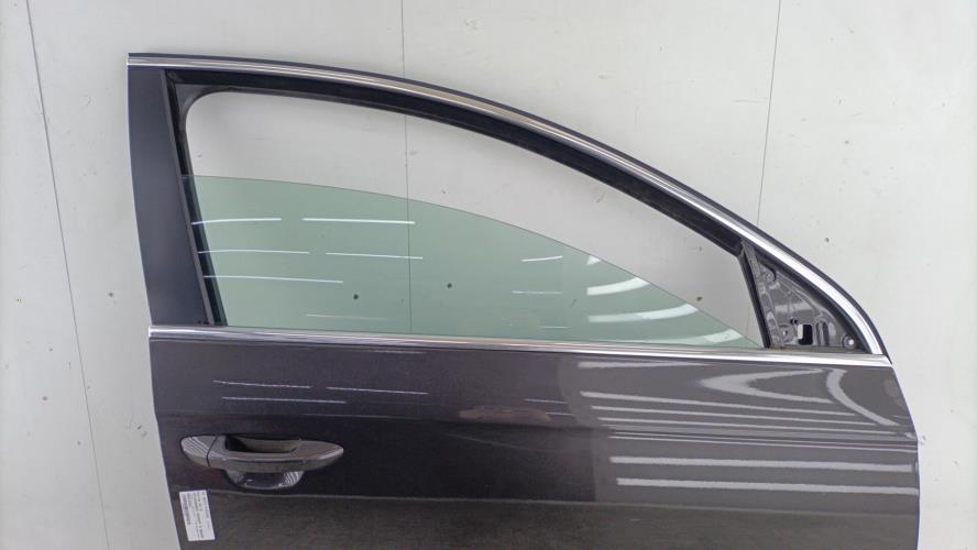 Porte avant droit VOLKSWAGEN PASSAT 5 BREAK Diesel