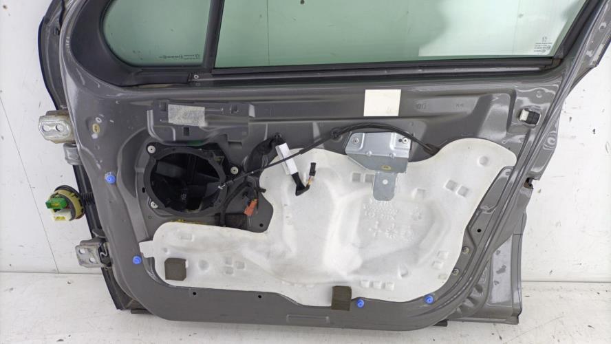 Porte avant droit PEUGEOT 207 PHASE 1 BREAK Essence