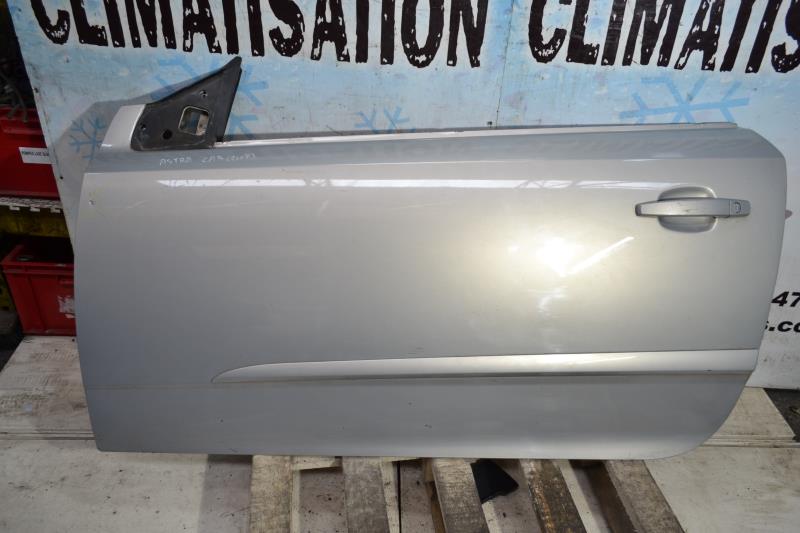 Porte avant gauche OPEL ASTRA H TWINTOP CABRIOLET Diesel