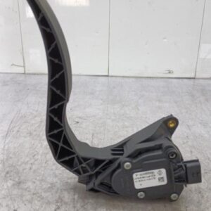 Potentiometre de pedale de gaz d'accelerateur RENAULT CLIO 4 PHASE 1 Diesel