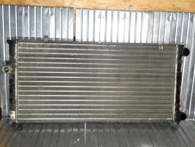 Radiateur eau VOLKSWAGEN GOLF 4 CABRIOLET Essence