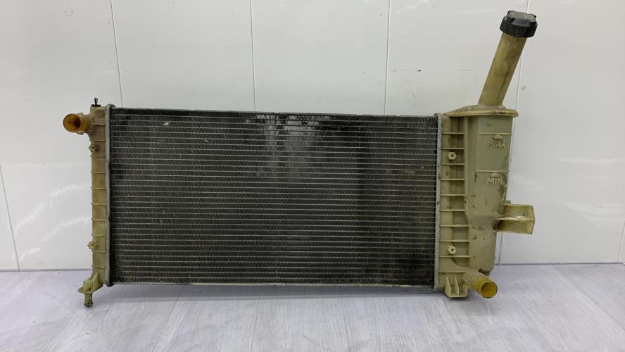 Radiateur eau FIAT PUNTO 2 PHASE 1 Essence