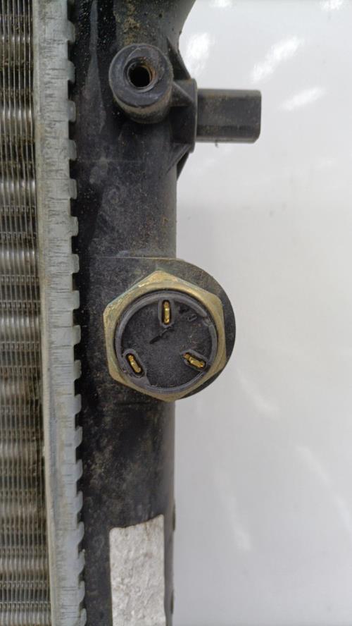 Radiateur eau SKODA FABIA 1 PHASE 1 BREAK Essence