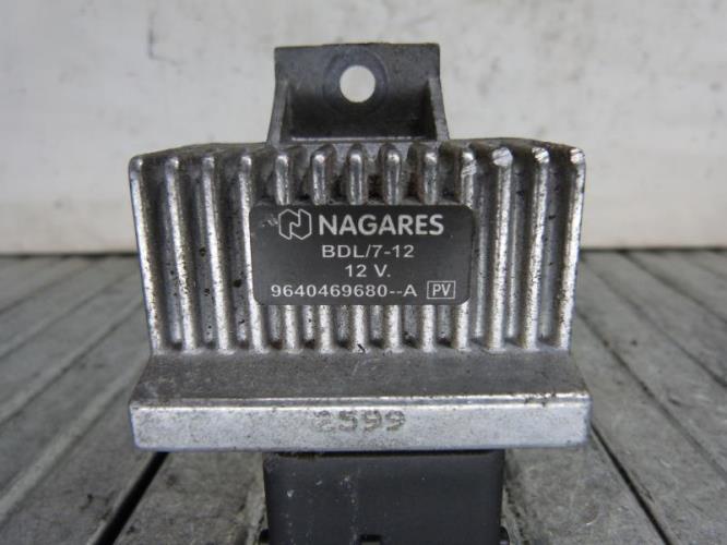 Relais de prechauffage RENAULT TRAFIC 1 PHASE 1 Essence