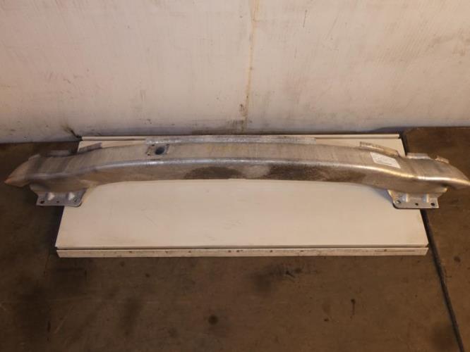 Renfort pare choc arriere (traverse) AUDI A8 2 PHASE 1 Essence