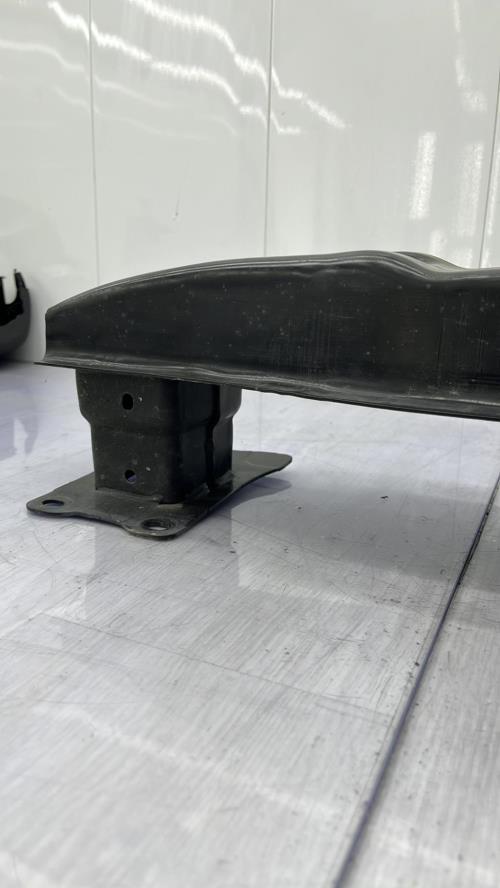 Renfort pare choc arriere (traverse) VOLKSWAGEN GOLF 7 PHASE 1 Diesel