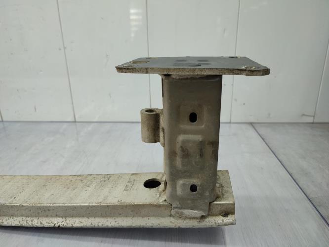 Renfort pare choc arriere (traverse) PEUGEOT 308 2 SW PHASE 1 BREAK Diesel
