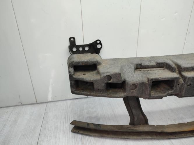 Renfort pare choc avant (traverse) VOLKSWAGEN PASSAT 5 BREAK Diesel