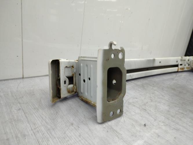 Renfort pare choc avant (traverse) TOYOTA VERSO PHASE 1 Diesel