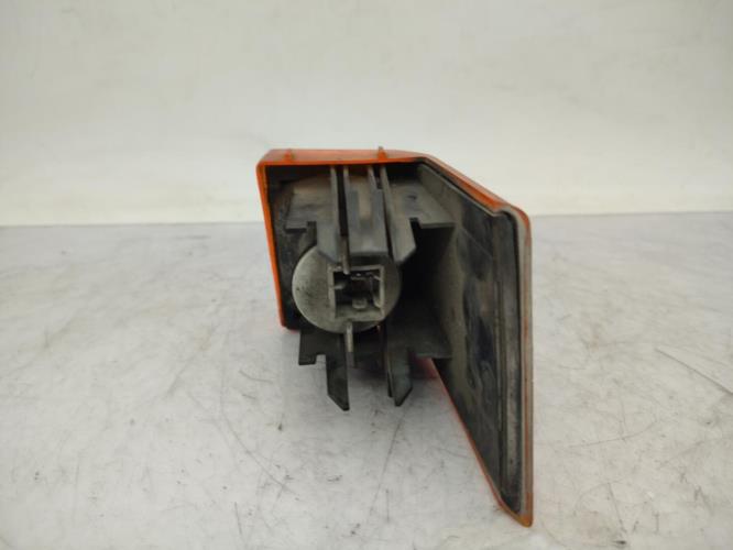 Repetiteur clignotant avant droit  (Feux) CITROEN BX Diesel