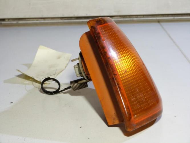 Repetiteur clignotant avant gauche (Feux) FORD COURIER 3 PHASE 1 Essence