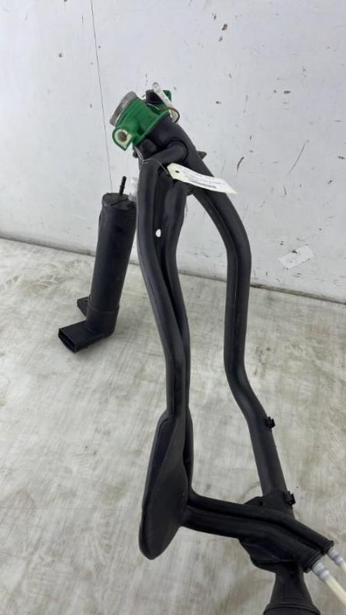 Reservoir VOLKSWAGEN POLO 5 PHASE 2 Essence