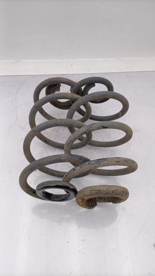 Ressort de suspension arriere RENAULT CLIO 3 PHASE 1