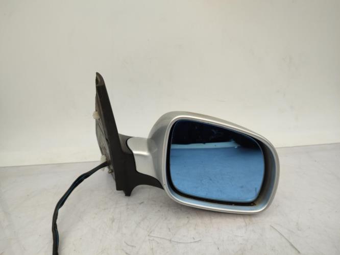 Retroviseur droit VOLKSWAGEN GOLF 4 Essence