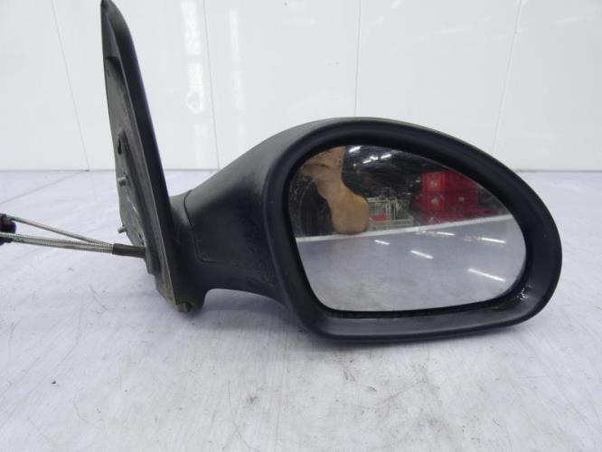 Retroviseur droit SEAT TOLEDO 2 Diesel