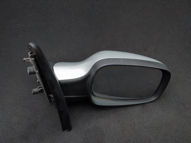 Retroviseur droit RENAULT CLIO 3 PHASE 1 BREAK Diesel