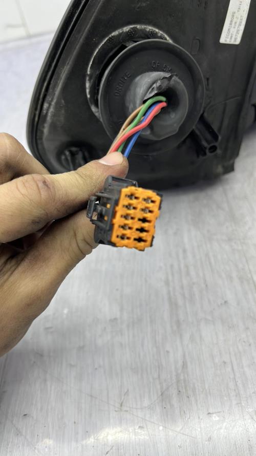 Retroviseur droit PEUGEOT 206+ Essence