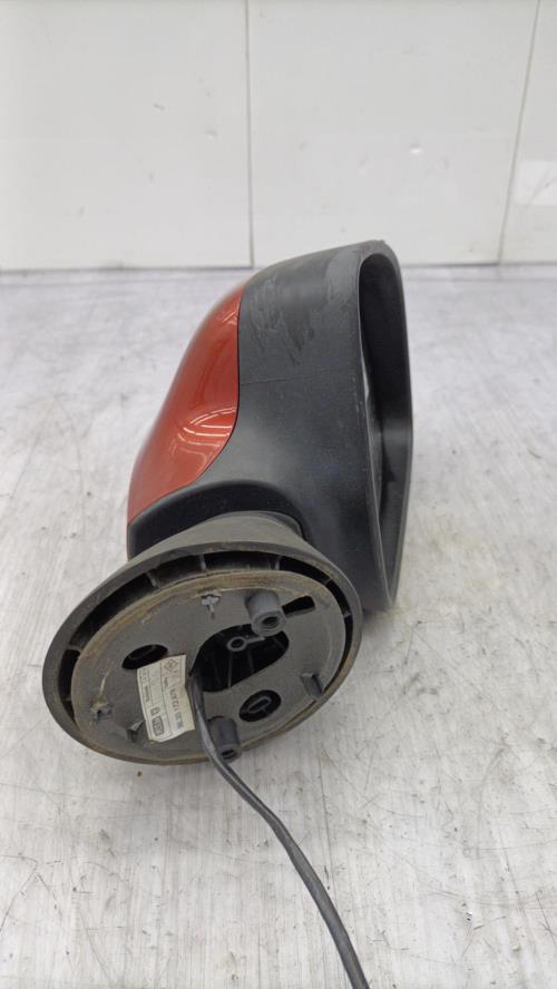 Retroviseur droit DACIA SANDERO 1 Diesel