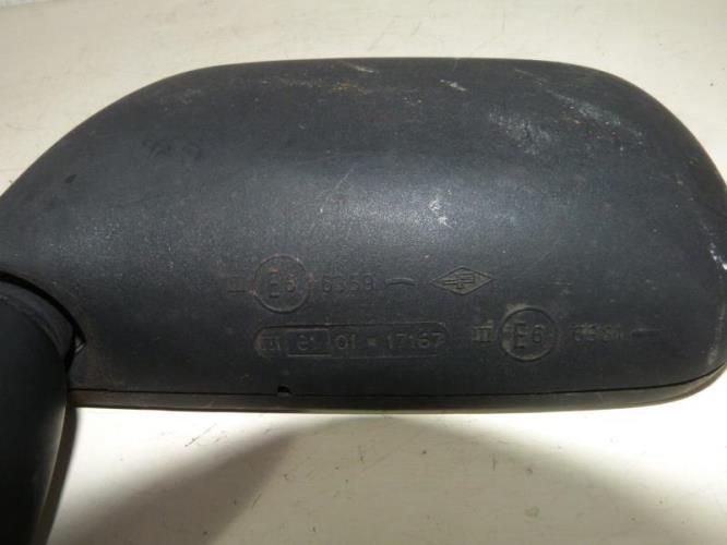 Retroviseur gauche FORD FIESTA 2 Essence