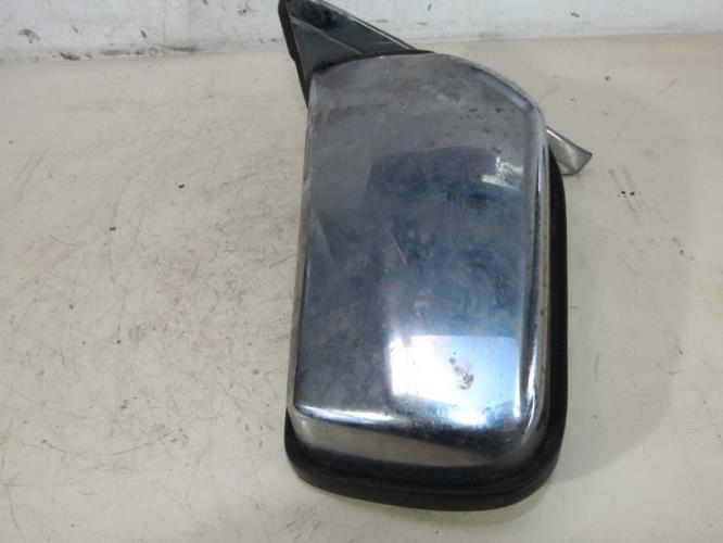 Retroviseur gauche MERCEDES 200 W123 Diesel