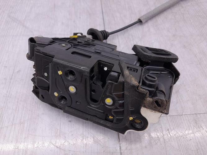 Serrure arriere droit VOLKSWAGEN POLO 5 PHASE 1 Essence