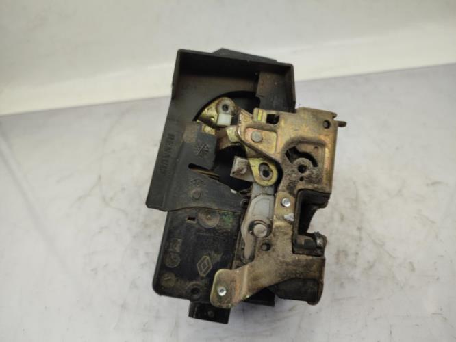 Serrure arriere droit RENAULT LAGUNA 1 PHASE 2 Diesel