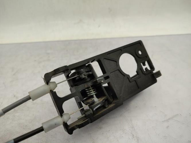 Serrure arriere droit HYUNDAI I 10 1 PHASE 1 Essence