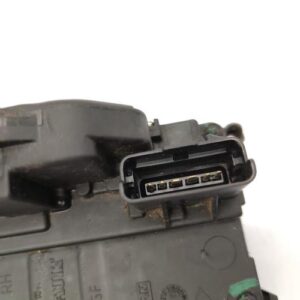 Serrure arriere droit RENAULT CLIO 3 PHASE 2 BREAK Diesel